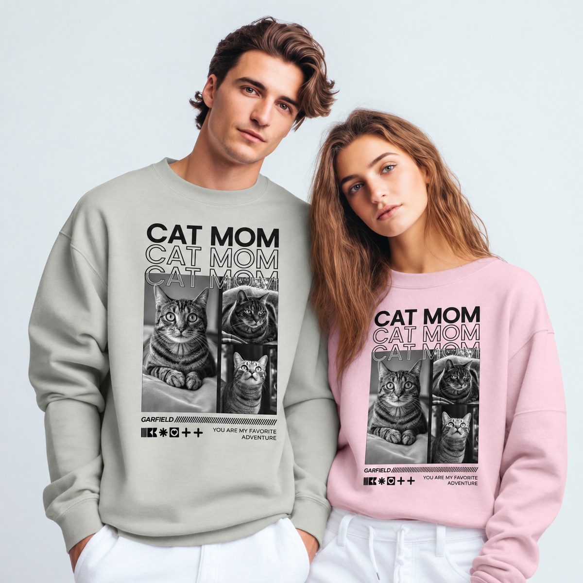 Due felpe personalizzate grigia e rosa con la scritta "Cat Mom" e motivi di gatti.