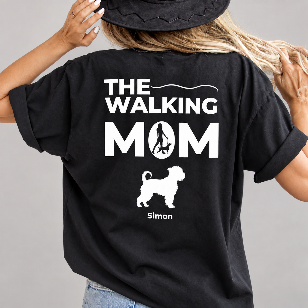 T-shirt nera personalizzata con la scritta "THE WALKING MOM" e motivo di cane, taglia M.