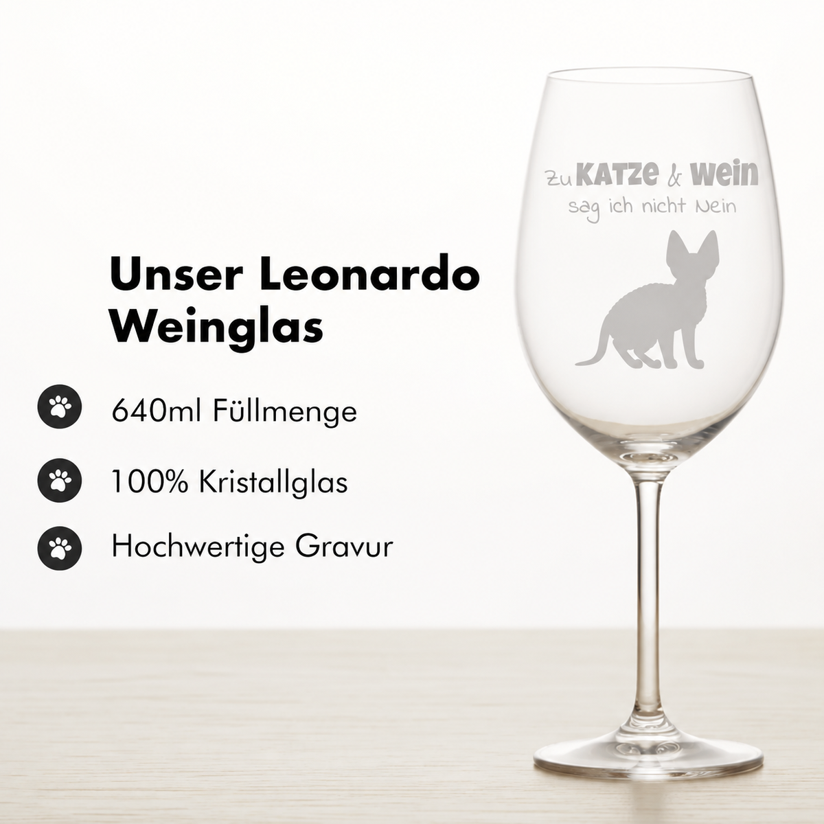 Bicchiere da vino personalizzato in cristallo con disegno di gatto inciso e scritta, capacità 640 ml.