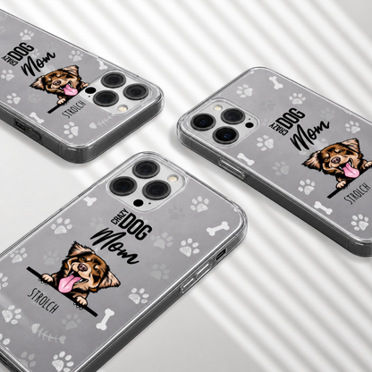 Cover per cellulare personalizzata con motivo di cane, sfondo trasparente, grigio con zampe e ossi.
