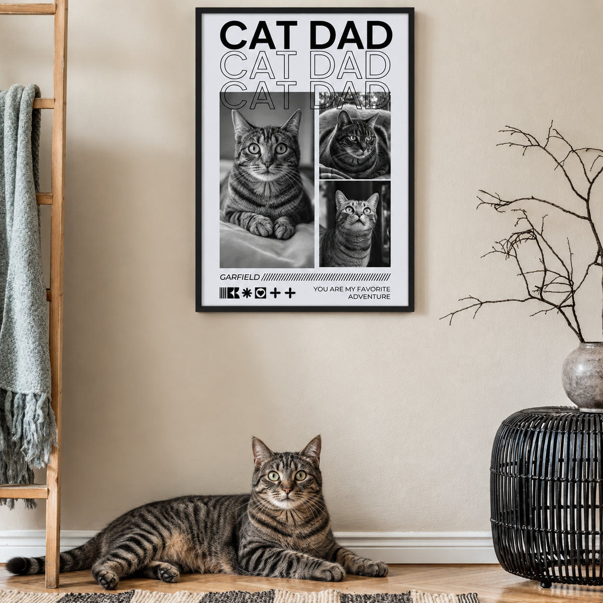 Poster personalizzato per amanti dei gatti con foto di gatti e il testo "Cat Dad" in bianco e nero.