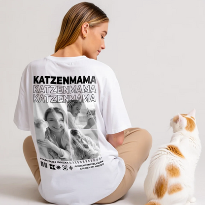 T-shirt bianca con la scritta "Katzenmama" e foto di gatti sul retro.