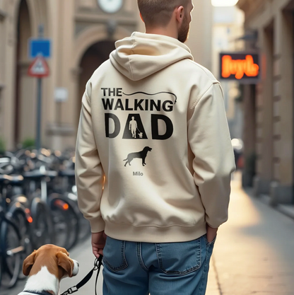 Felpa con cappuccio beige con la scritta "THE WALKING DAD" e motivo di cane, ideale per genitori di cani.