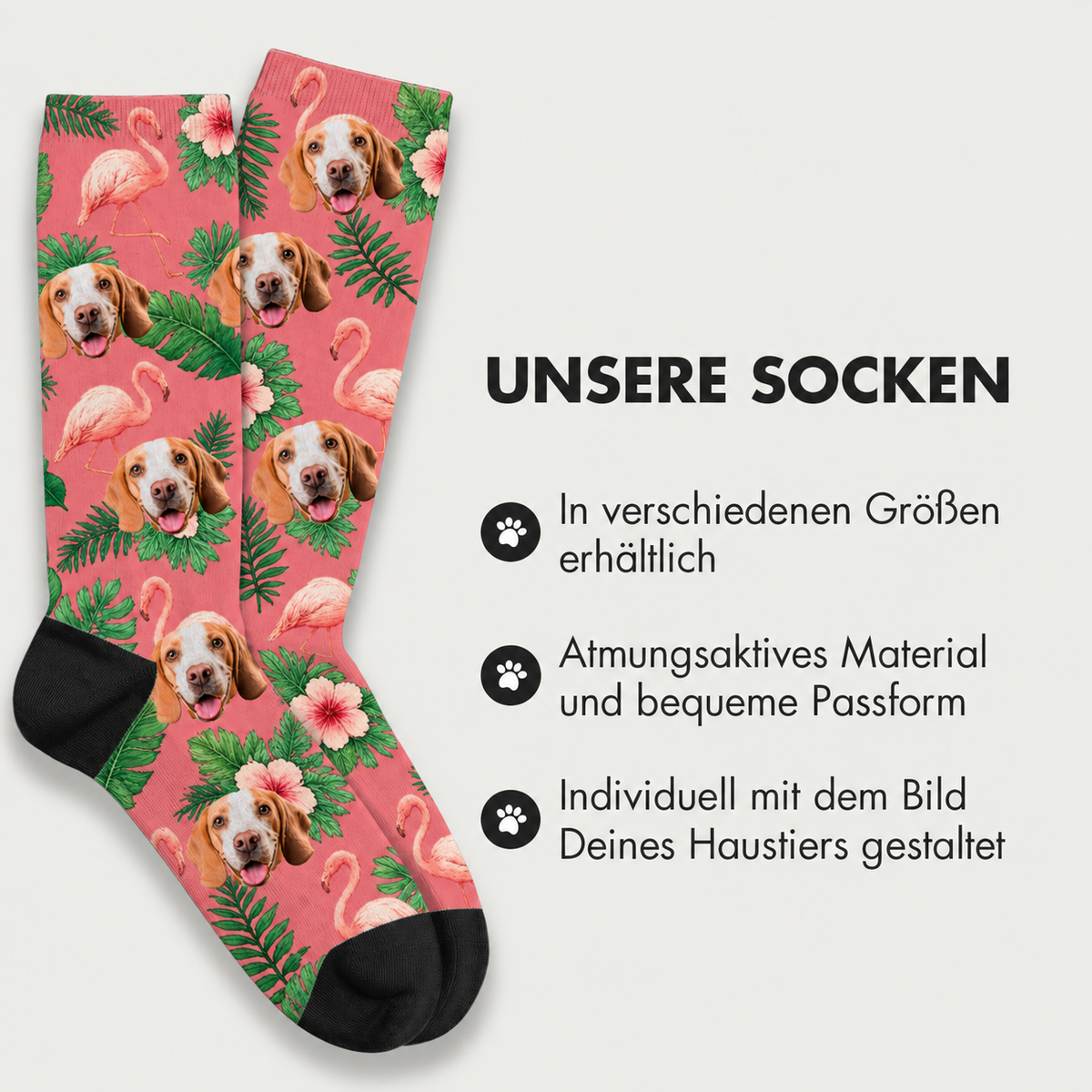 Calzini personalizzati con motivo colorato di uccelli e animali su sfondo rosa, in materiale traspirante.