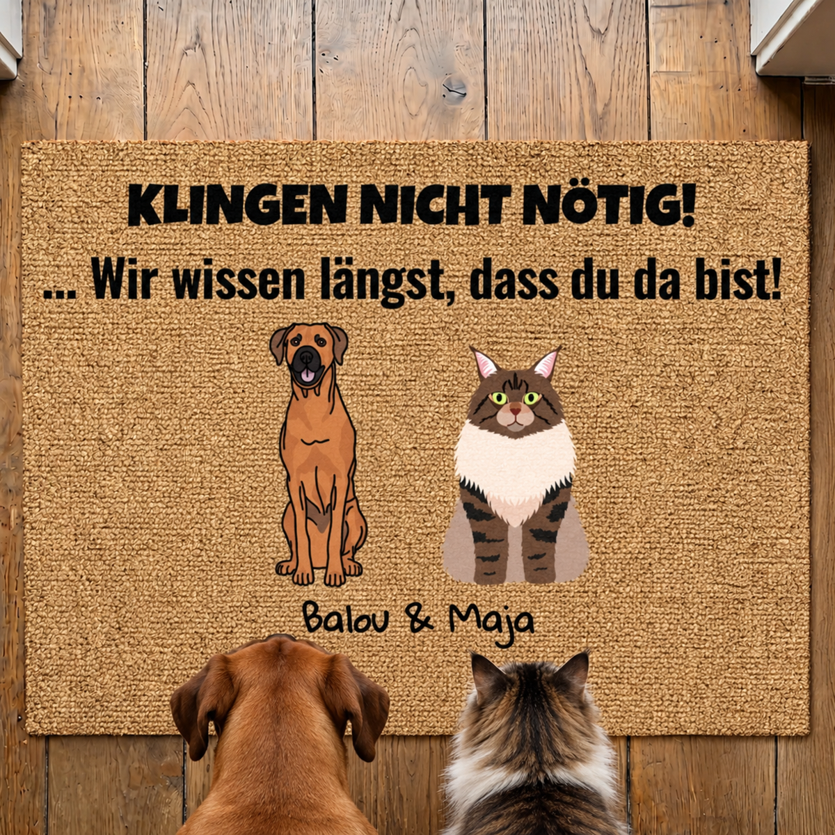 Zerbino in fibra di cocco personalizzato con motivi di cane e gatto e scritta nera.